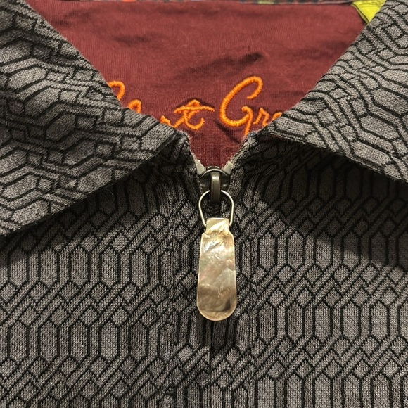 Robert Graham shirt - Picture 2 of 7